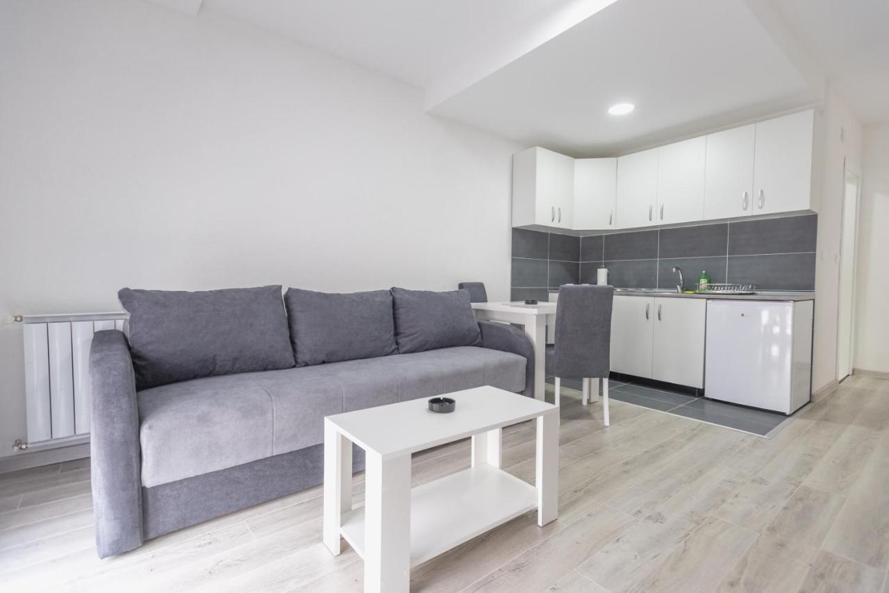 Apartmani Centar Лозница Экстерьер фото
