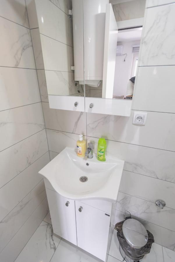 Apartmani Centar Лозница Экстерьер фото