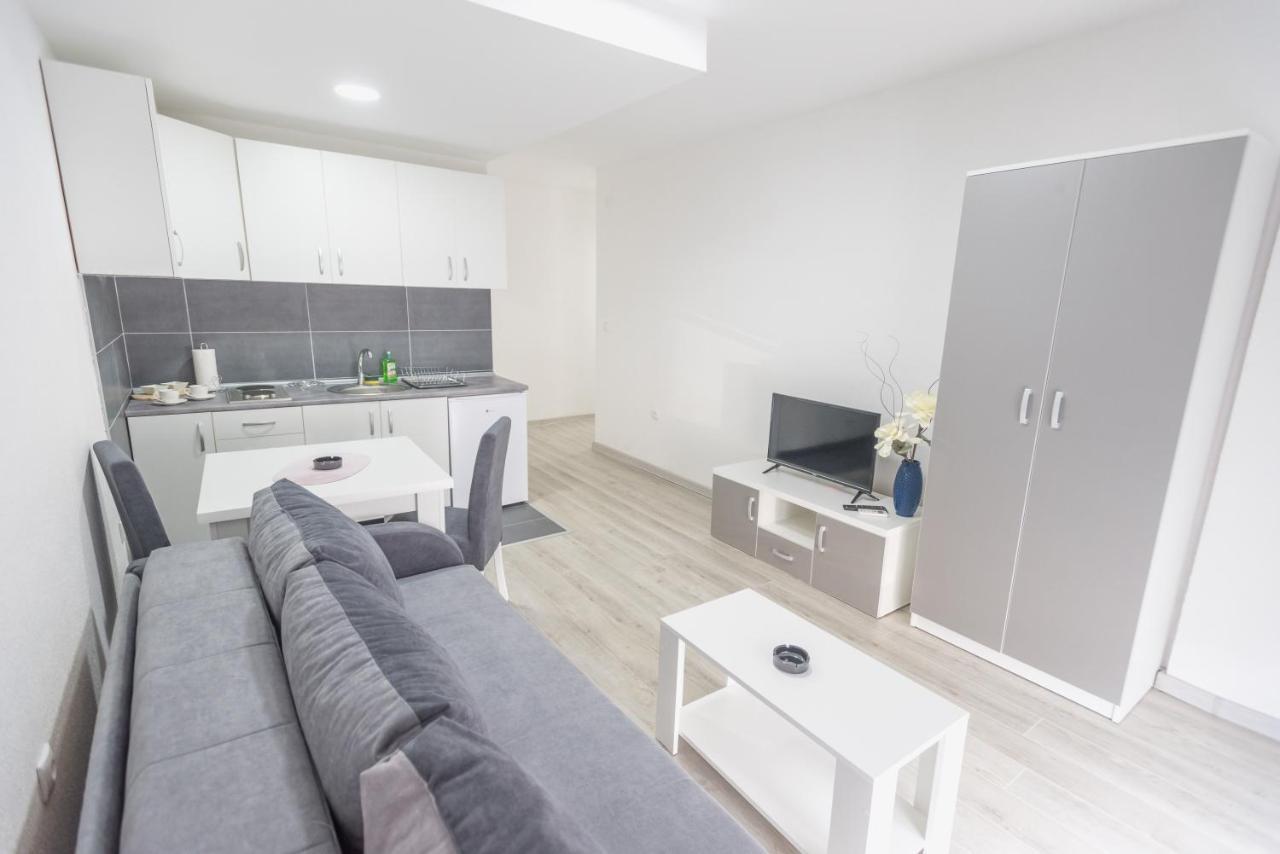 Apartmani Centar Лозница Экстерьер фото