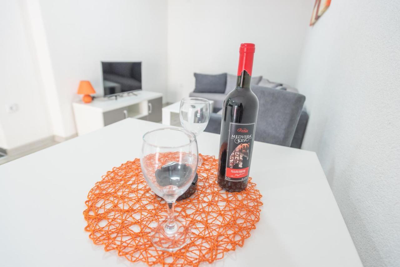 Apartmani Centar Лозница Экстерьер фото