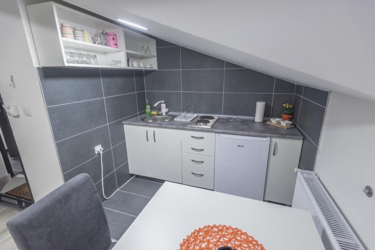 Apartmani Centar Лозница Экстерьер фото
