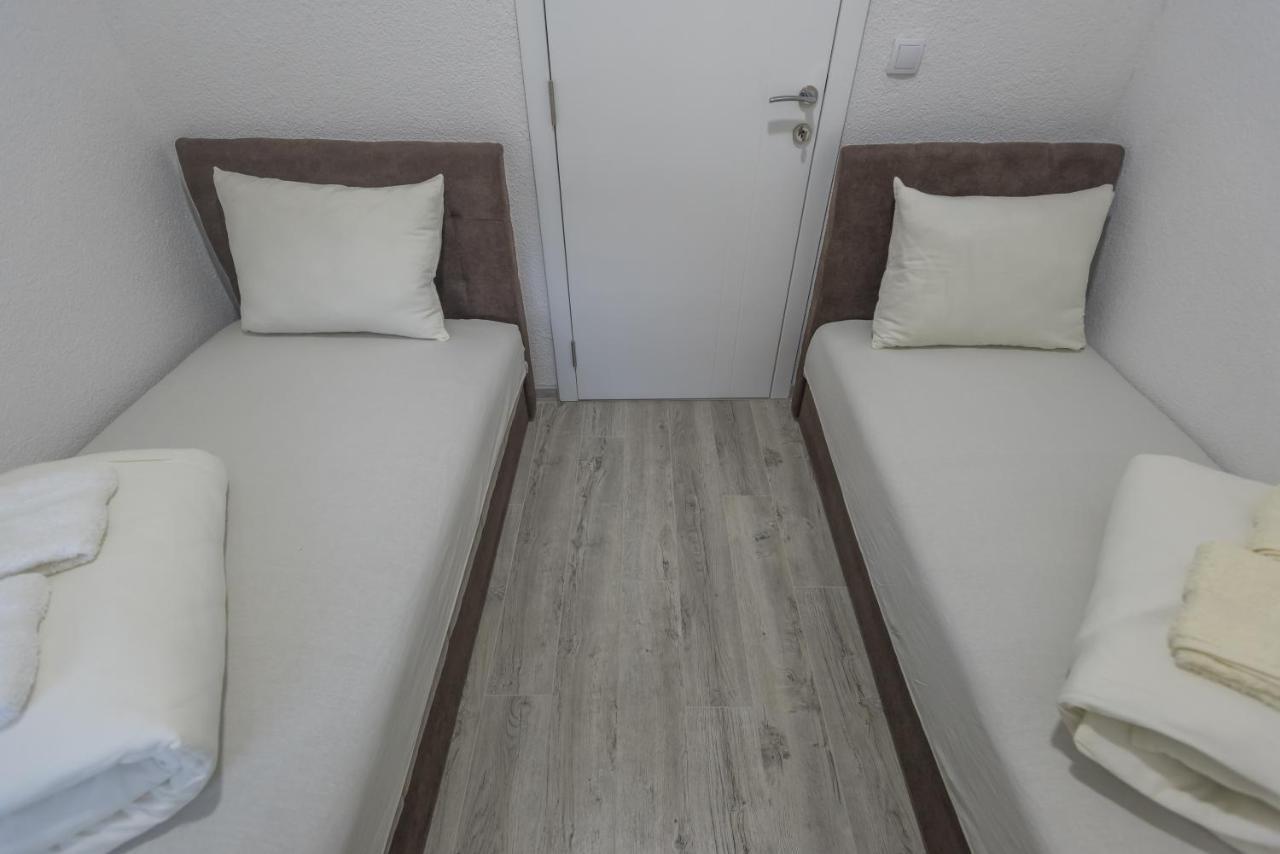 Apartmani Centar Лозница Экстерьер фото