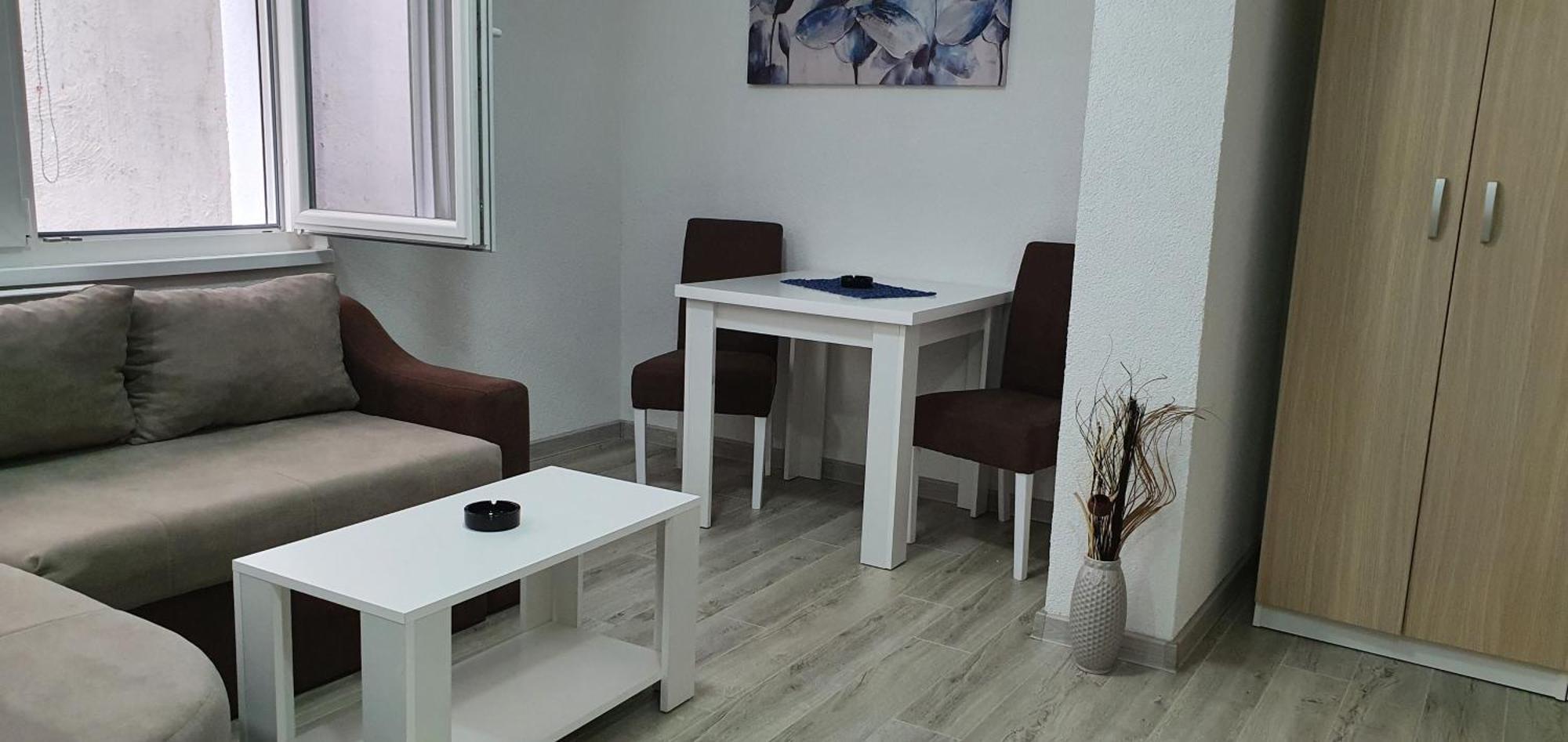 Apartmani Centar Лозница Номер фото